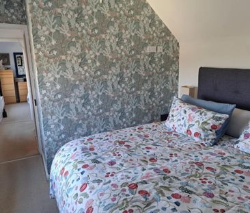 3 bedroom semi-detached house to rent - Photo 6