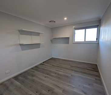 Mortdale - Photo 1