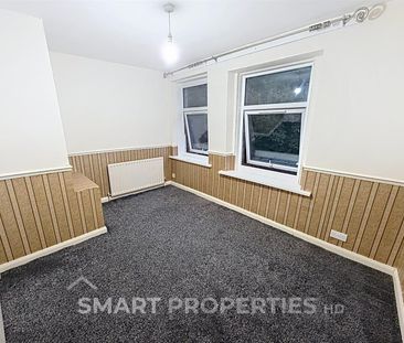Manchester Road, Crosland Moor, Huddersfield - Photo 3