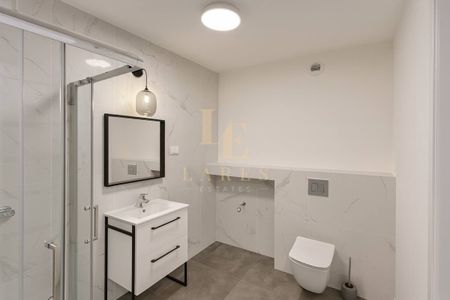 3-oddzielne pokoje | Pierwszy najem | Parking - Zdjęcie 3