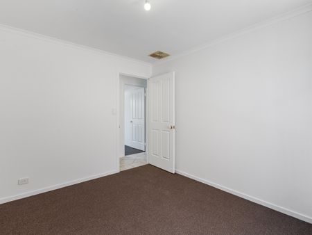 Stunning Home - Great Location - Photo 5