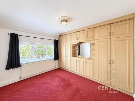 3 bedroom semi-detached house to rent - Photo 4