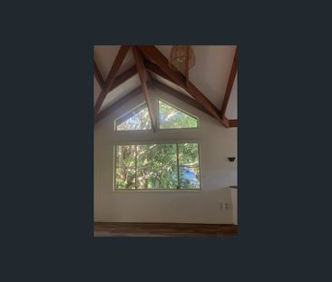 Freestanding Home - Photo 1