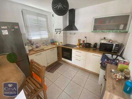 Location Appartement 3 pièces 75m² ST DENIS 97400 - Photo 4