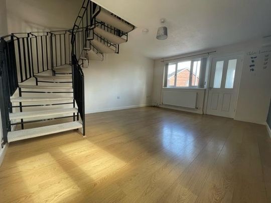 2 bedroom semi-detached house to rent - Photo 1