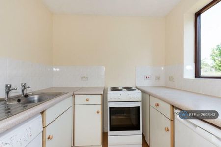 1 bedroom flat to rent - Photo 3