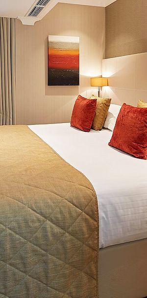 A luxury two-bedroom apartment situated just off Bow Lane in the heart of London, EC4M - Photo 1