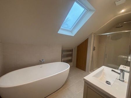 Church Road, Derry Hill, CALNE - Photo 3