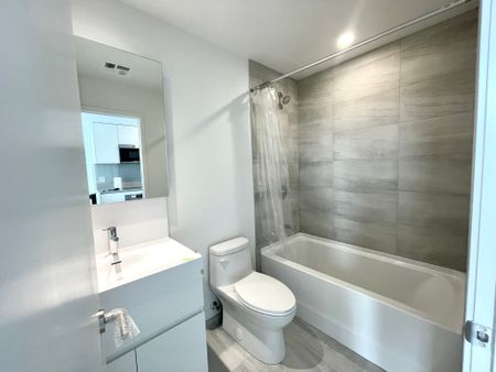 For Lease - 39 Mary Street Unit# 1403, Barrie, Ontario - Photo 3