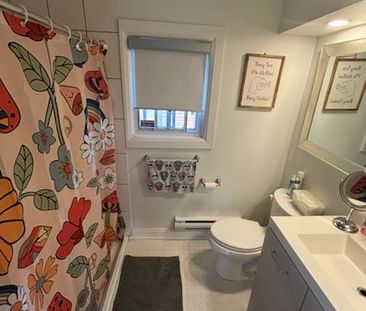 For Lease - 895 Maplewood Drive, Innisfil, Ontario - Photo 1