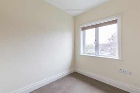 3 bedroom House To Let - Photo 5