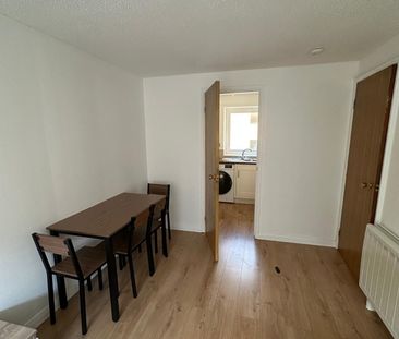 1 Bed Flat, Lumsden Street, G3 - Photo 3
