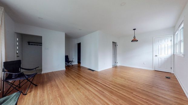 For Lease - 1020 Brewer Street Unit# Main, Peterborough, Ontario - Photo 1