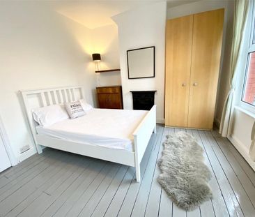 3 bedroom terraced house to rent - Photo 6