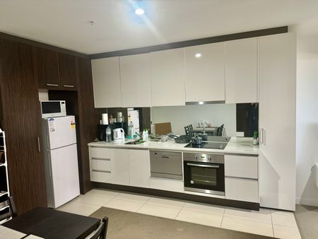 Charming One-Bedroom Apartment in the Heart of Melbourne – Comfort & Convenience Await! - Photo 5