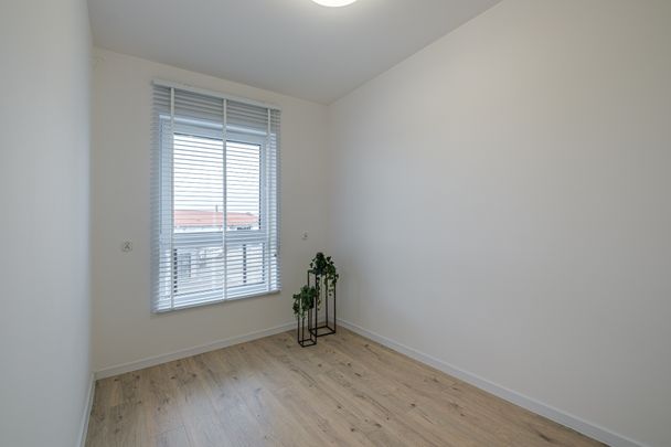 Słoneczne mieszkanie dwupokojowe z balkonem i komórką lokatorską - Фото 1