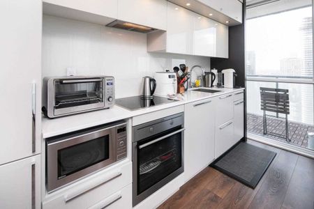 For Lease - 15 Grenville Street Unit# 4208, Toronto, Ontario - Photo 5