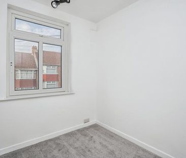 3 bedroom house to rent Leigh Road, Fareham, Hampshire, PO16 - Photo 4