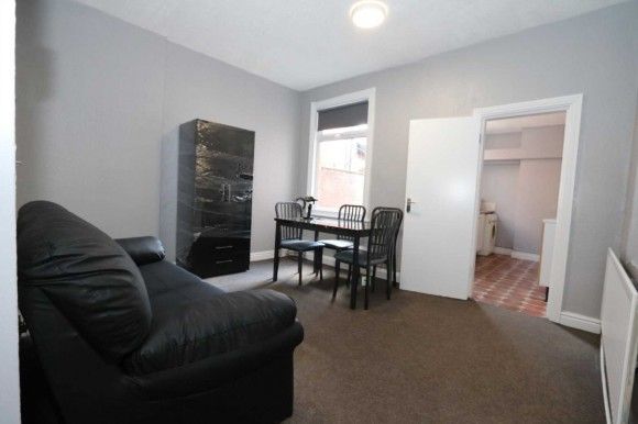 3 Bed - Browning Street - 3 Bedroom Student/professional Home Fully... - Photo 1
