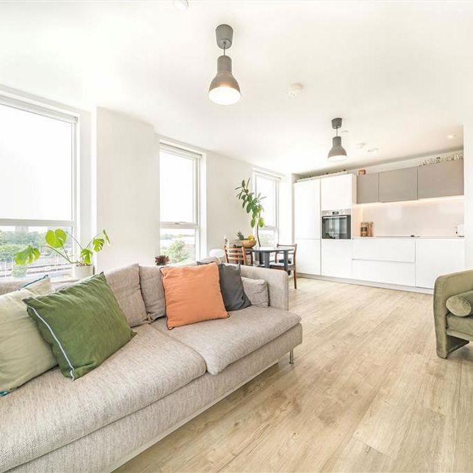 2 bedroom flat to rent - Photo 1