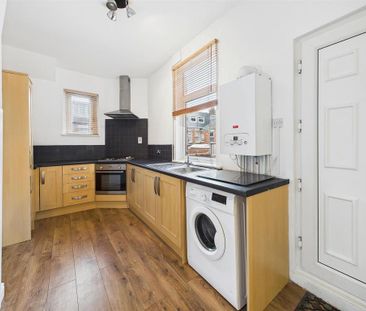 1 bedroom flat to rent - Photo 5