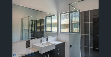 Executive living within one of Toowoomba's most desired areas! - Photo 2