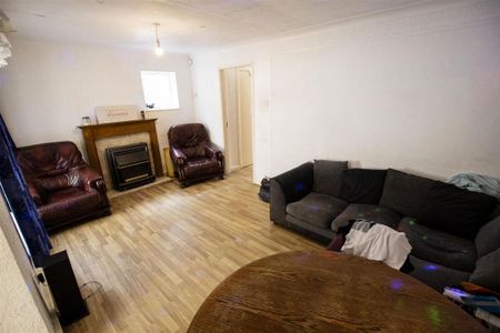 3 bedroom house to rent - Photo 2