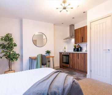 Studio to rent - Photo 2