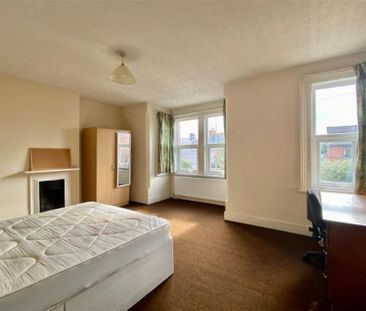 5 bedroom terraced house to rent - Photo 5