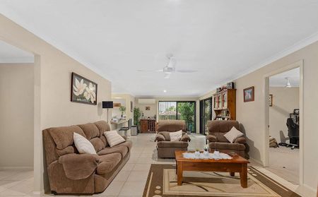 29 Stockdale Street, Pacific Pines, QLD 4211 - Photo 2