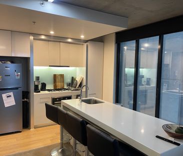 St Kilda Road - Photo 4