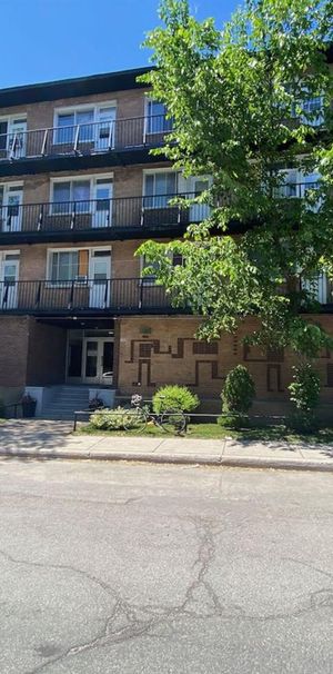 One-Bedroom (3.5) - 5309 Place Lucy, Montréal - Photo 1