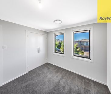 NEAR NEW LARGE HOME IN NEW ESTATE AREA! READY TO MOVE IN! - Photo 6