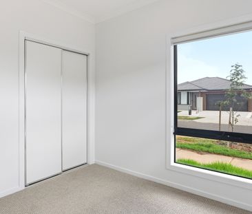 NEW BUILD HOME FOR RENT IN TARNEIT - Photo 5