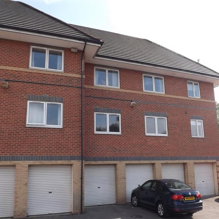 2 bedroom apartment to rent - Photo 1