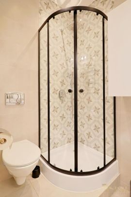 Kawalerka blisko Manufaktury i ul. Piotrkowskiej - Photo 1