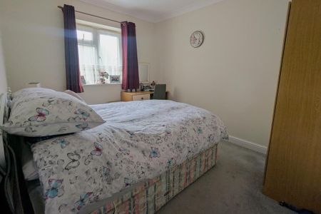 3 bedroom property to rent - Photo 2