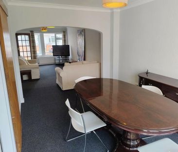 4 bedroom detached house to rent - Photo 1