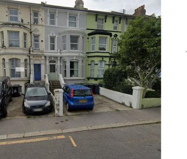 1 bedroom flat to rent - Photo 6