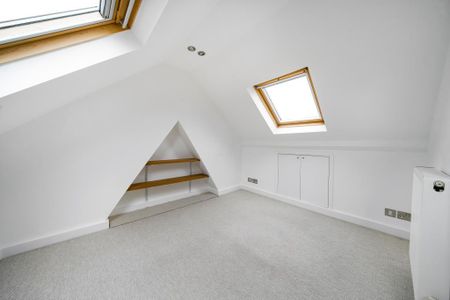 3 bedroom terraced house to rent - Photo 2
