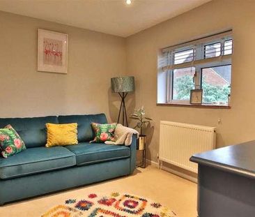 Station Lane, Tewkesbury, GL20 - Photo 2