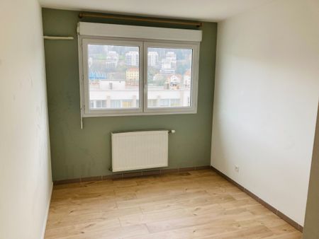 Location Appartement 5 pièces 115m² LYON 9ème - Photo 2