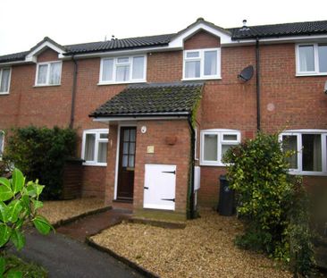 2 bedroom terraced house to rent - Photo 2