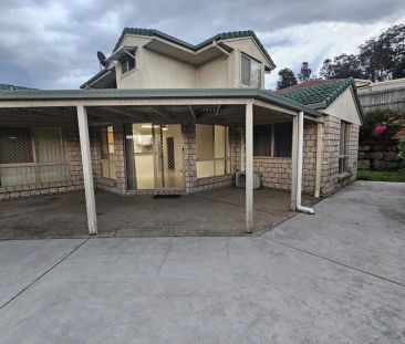 Stunning Double Storey Home in Underwood - Photo 6