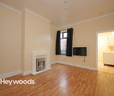 2 bed terraced house to rent in Stanier Street, Fenton, Stoke-on-Trent - Photo 3