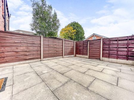 3 bedroom terraced house to rent - Photo 2