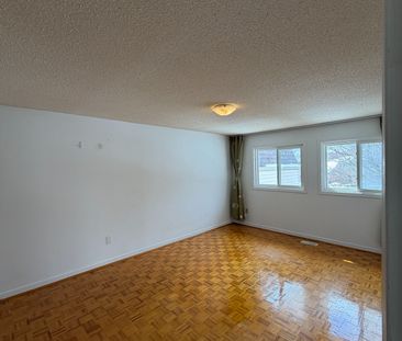 For Lease - 11 Roughfield Crescent, Toronto, Ontario - Photo 3