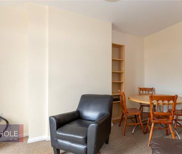 4 bedroom terraced house to rent - Photo 2