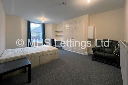 7 Bedroom Mid Terraced House for rent in Kensington Terrace - Photo 5
