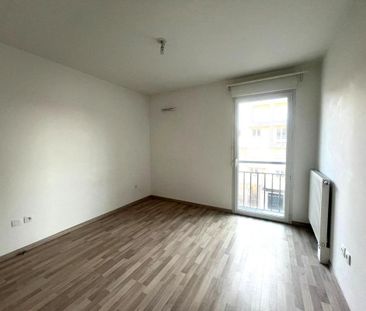 Location Appartement 4 pièces 86m² REZE 44400 - Photo 1